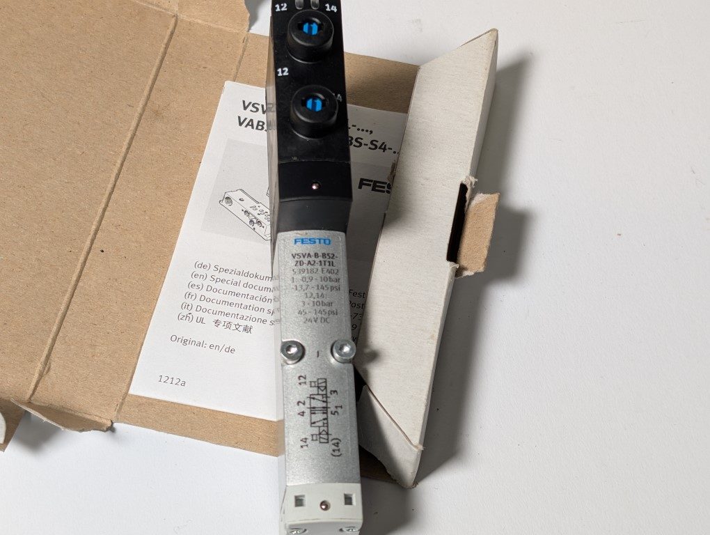 Festo VSVA-B-B52-ZD-A2-1T1L Magnetventil - Mat.-Nr.: 539182