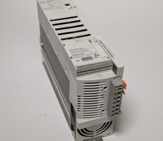 Lenze E82EV152_2B Frequenzumrichter 1,5 kw VFD