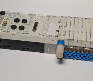 Festo CPX-FB11 + CPX-AB-4-M12 + CPX-AB-1-SUB-BU + MPA1-FB-EPL-G + 8 X 533351