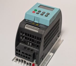 Siemens Sinamics G110 CPM110 - 6SL3211-0AB13-7BA1 VFD