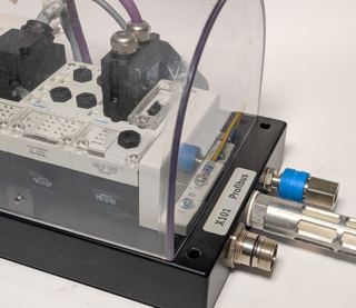 Festo CPX-FB13 + CPX-AB-4-M12 + CPX-AB-1-SUB-BU + MPA1-FB-EMS-8 aus KUKA KRC4